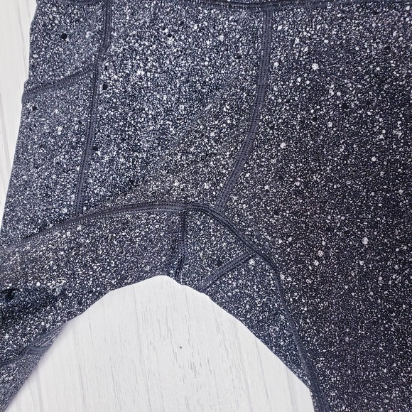 Lululemon Size 4 Tight Stuff Tight II Run Pockets Splatter White Black #W5AN2S - Picture 4 of 10